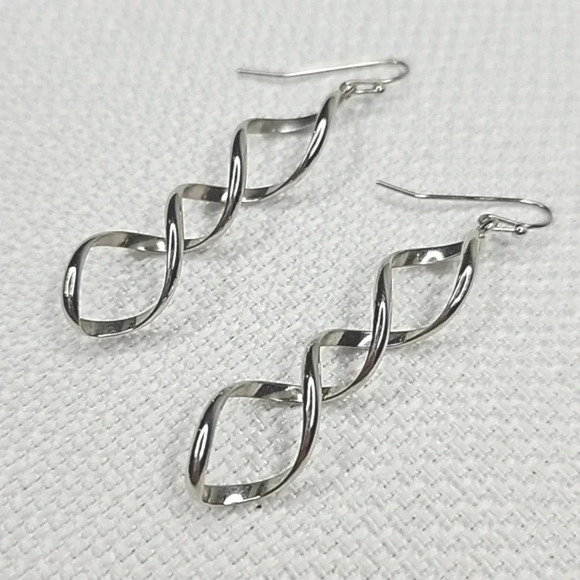 Lia Sophia Jewelry - Lia Sophia Silver Twist Drop Earrings